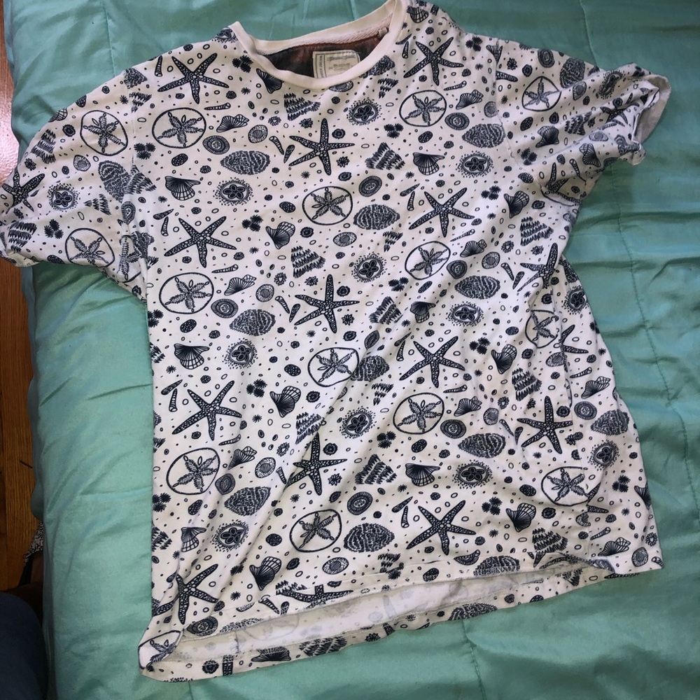 Seashell shirt